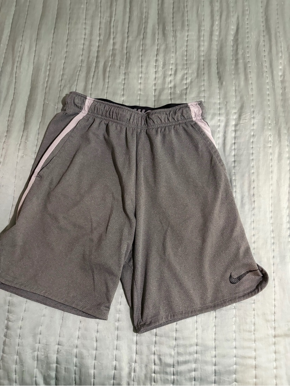 Nike Men’s Gray Athletic Shorts